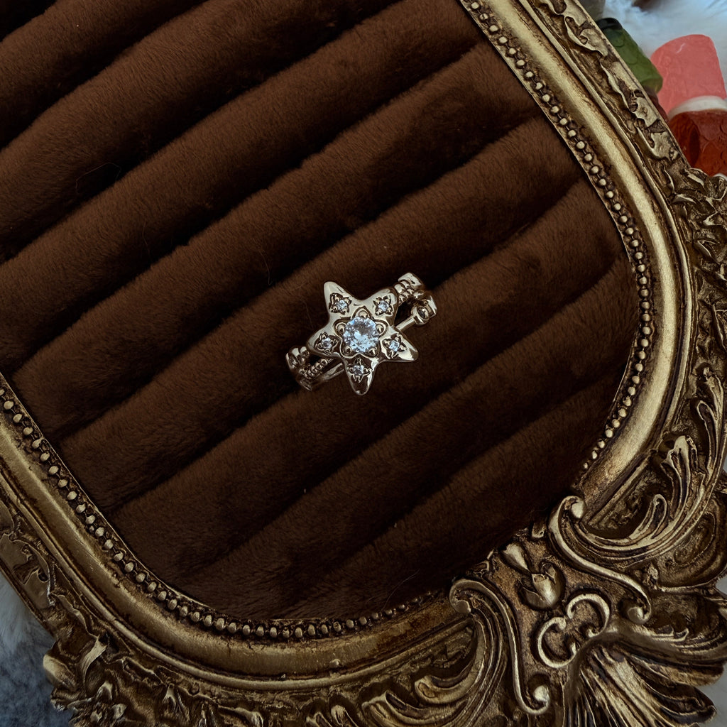 Star Blossom Ring | Gold Crystal Star Ring