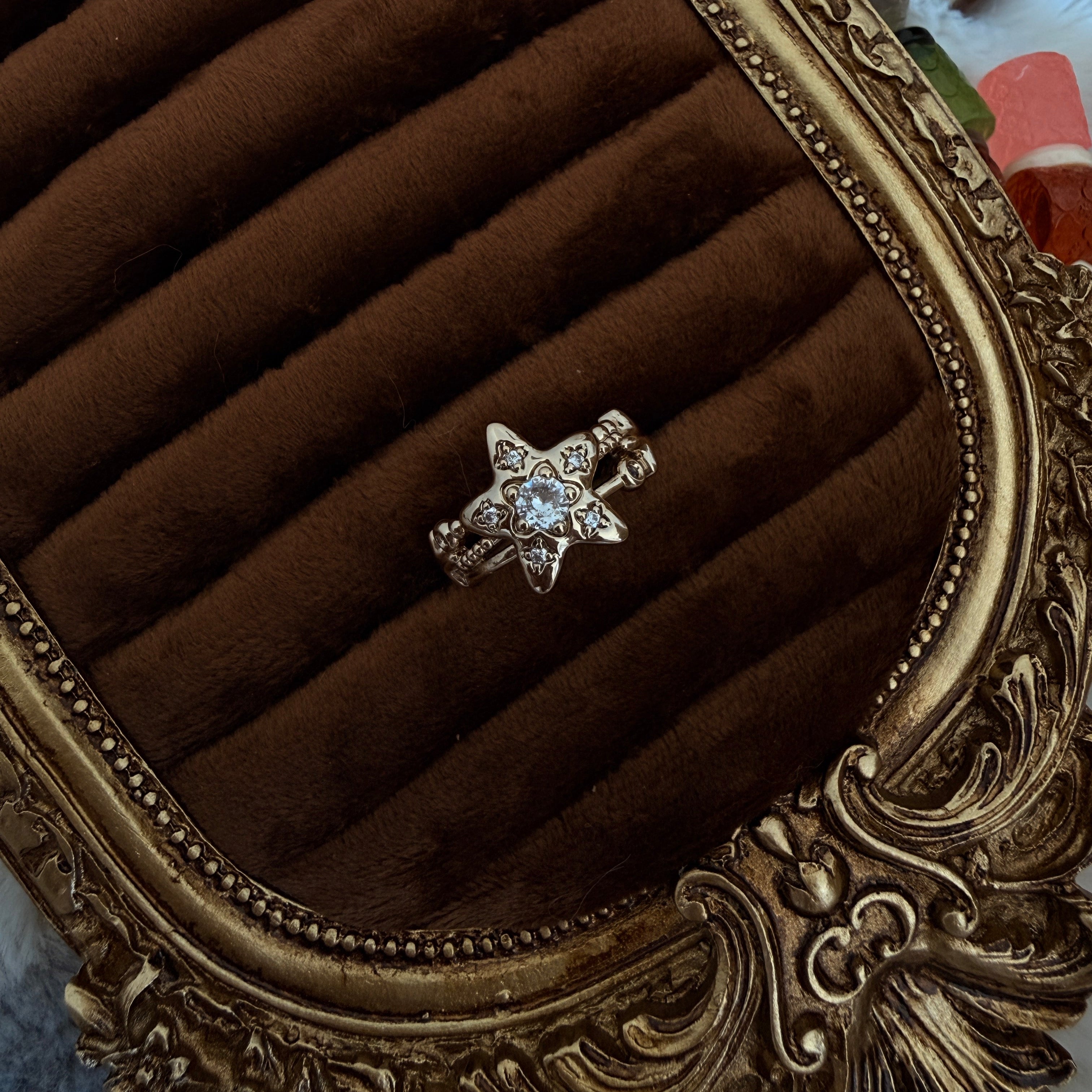 Star Blossom Ring | Gold Crystal Star Ring